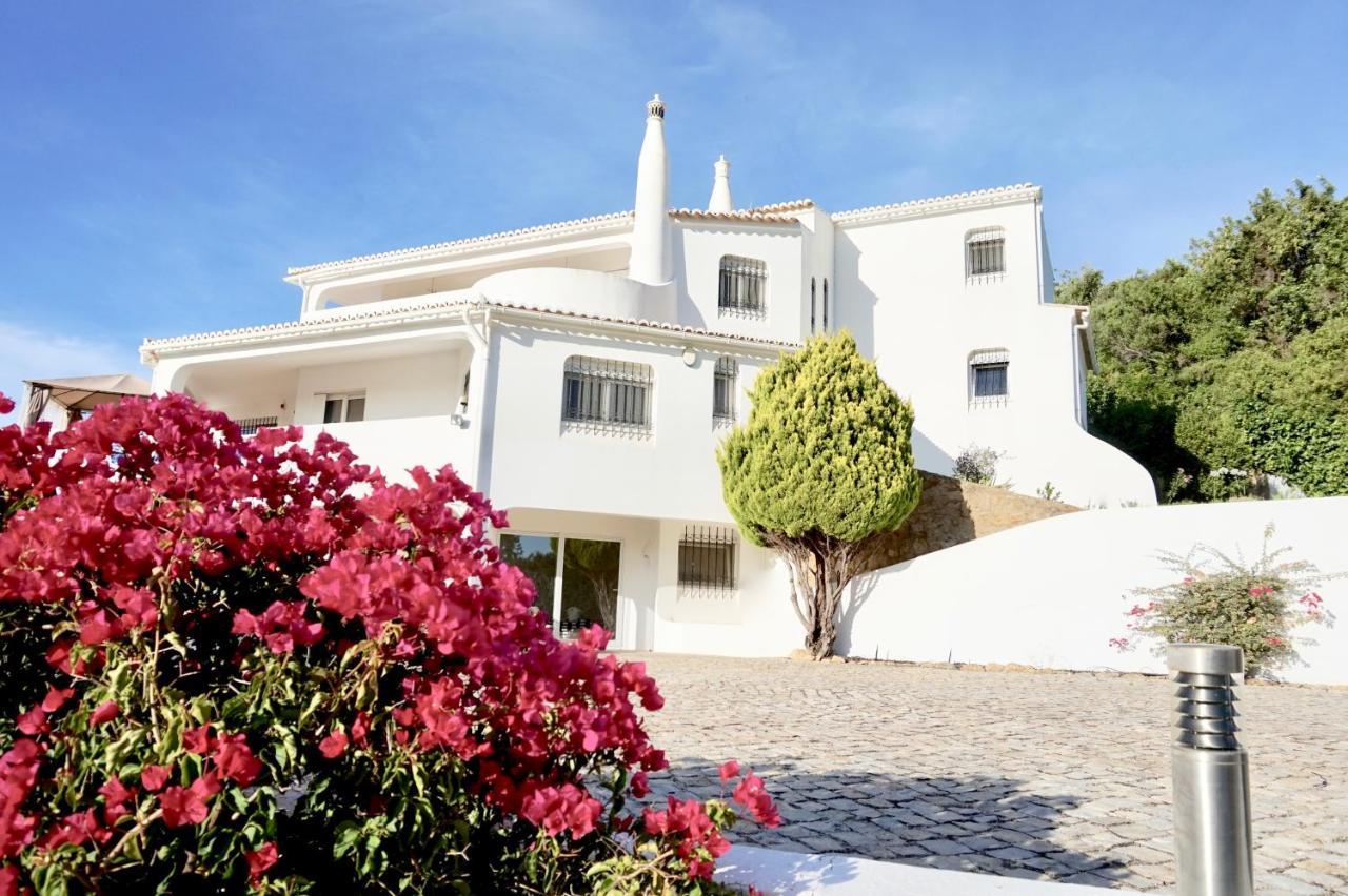 The White House - Boutique Villa โอลเญา ภายนอก รูปภาพ